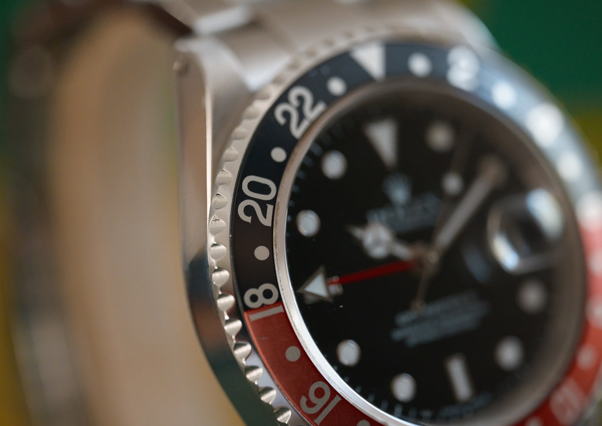 ROLEX GMT-MASTER II 16710 « COKE » — 2002 — BOX & PAPERS