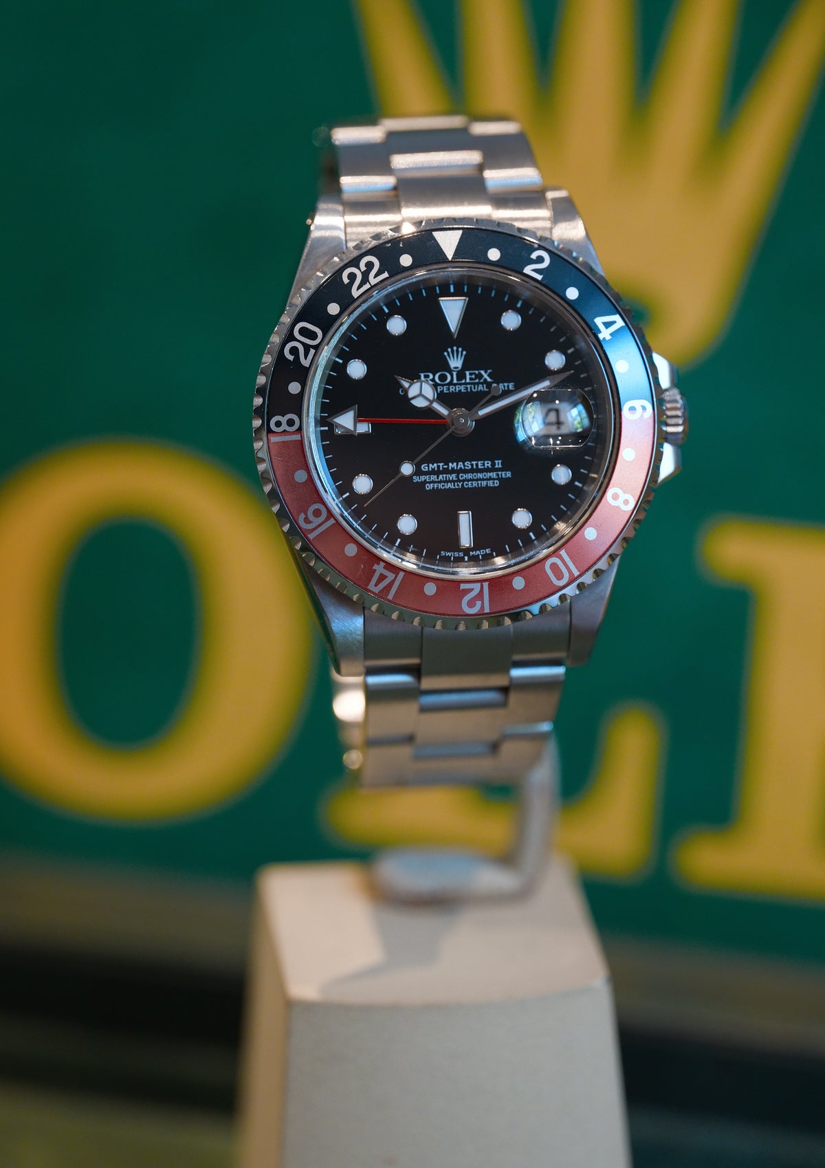 ROLEX GMT-MASTER II 16710 « COKE » — 2002 — BOX & PAPERS