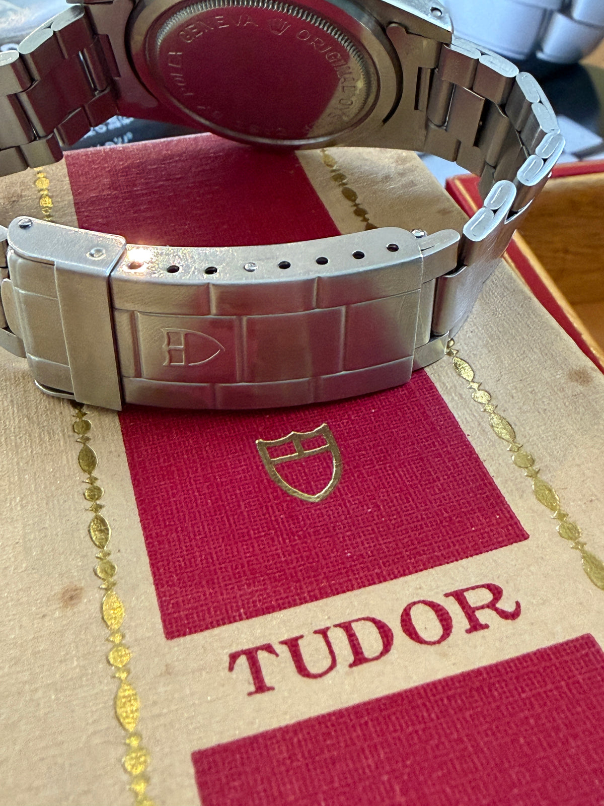 Tudor Submariner 7016/0 Circa 1968
SWISS Only •Early SnowFlake